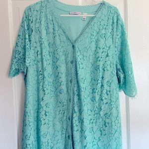 Isaac Mizrahi layered lace button down top.. brand new .. never worn